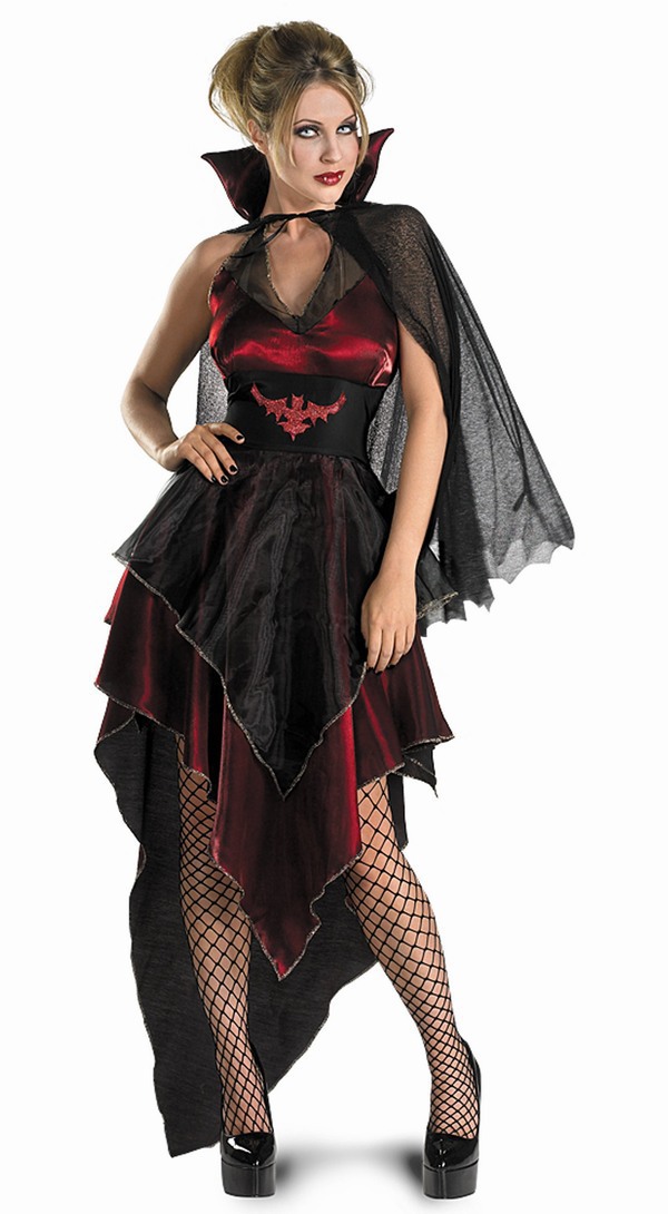 Маскарадный костюм на хеллоуин "Жажда крови" .